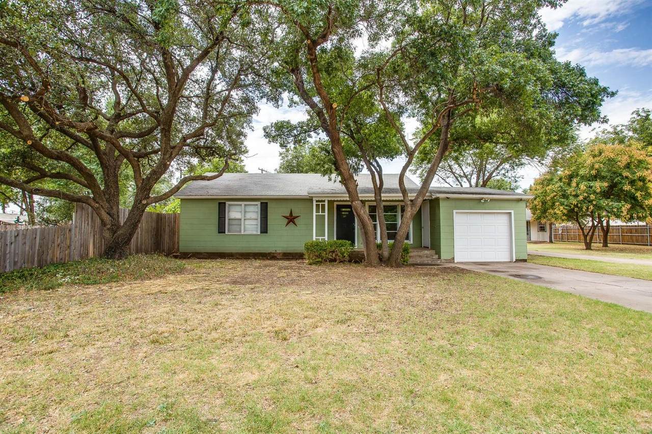2509 33rd Street - Photo 1