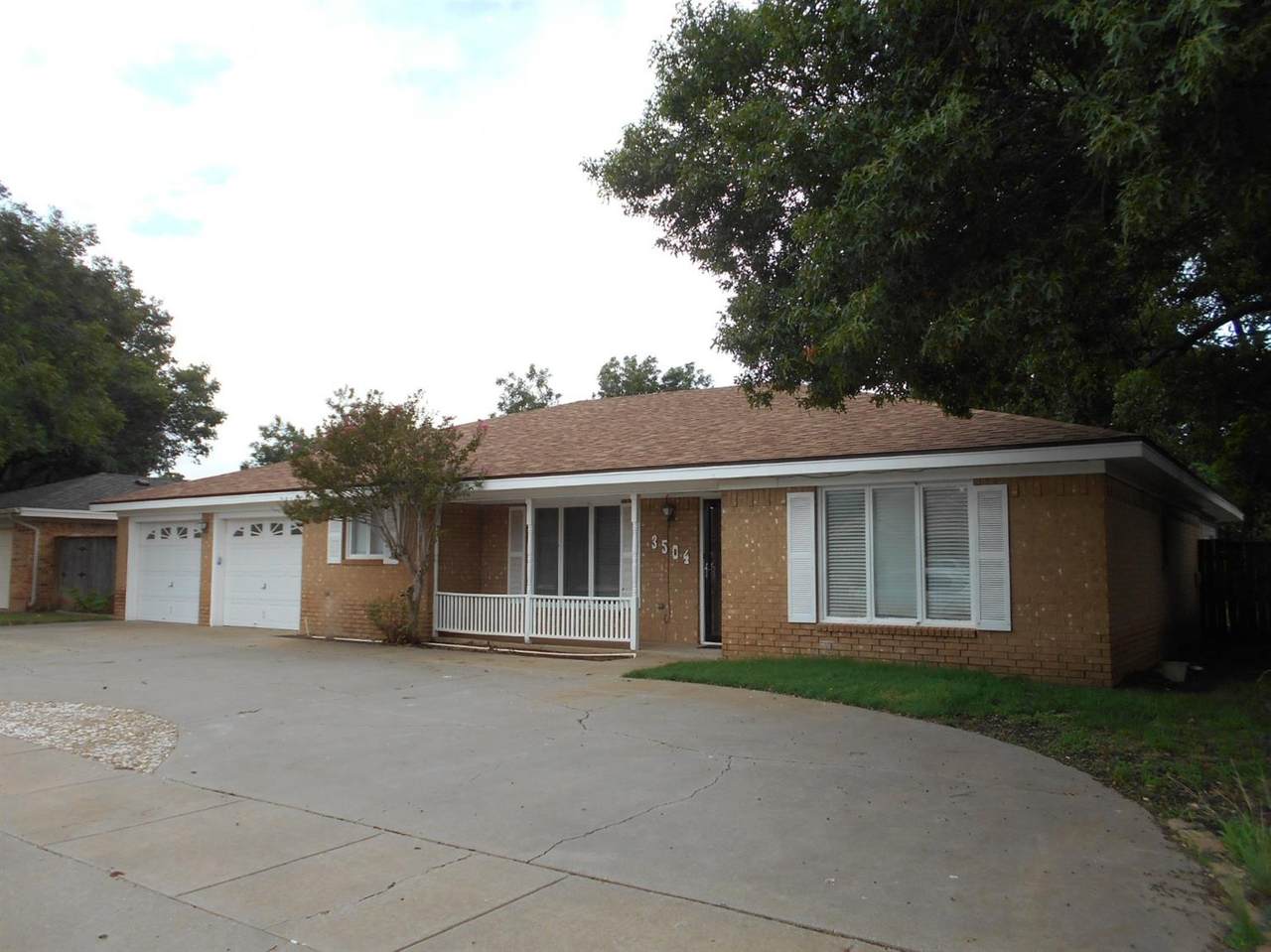 3504 92nd Street - Photo 1