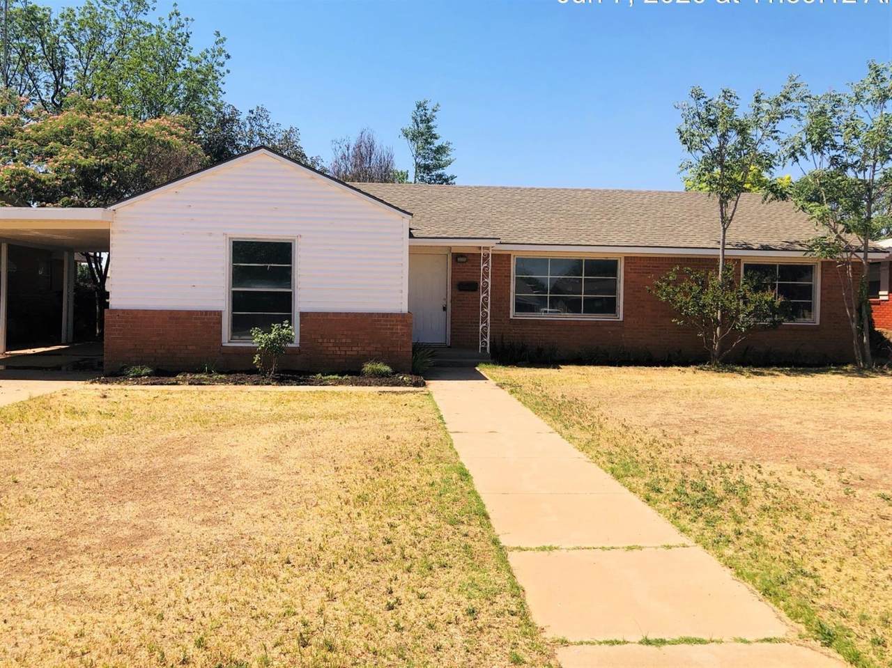 912 Oak Street - Photo 1