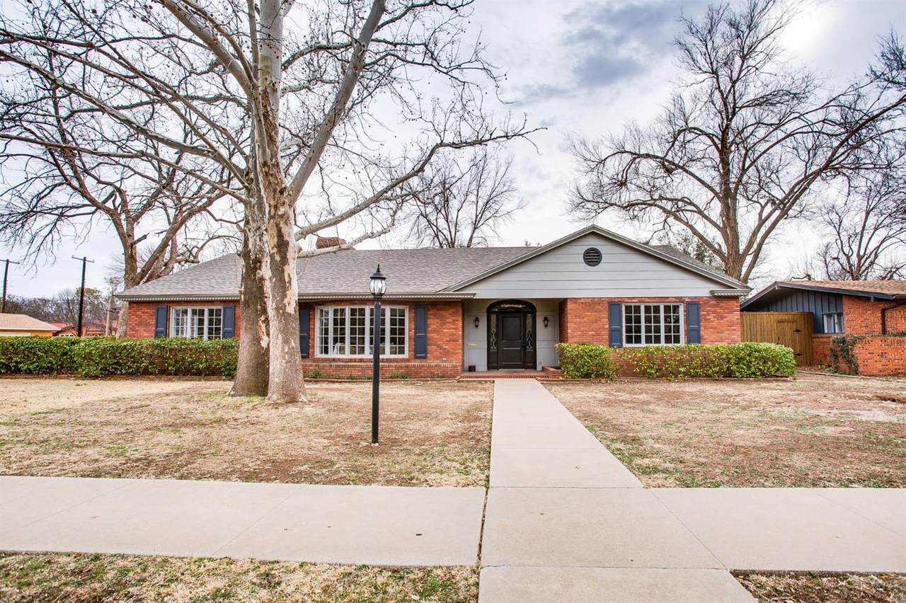 3301 42nd Street - Photo 1