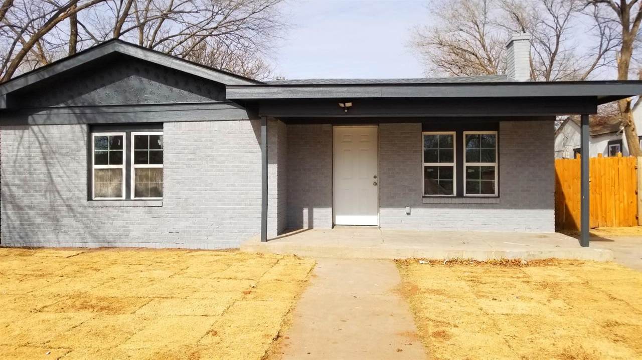 2118 20th Street - Photo 1