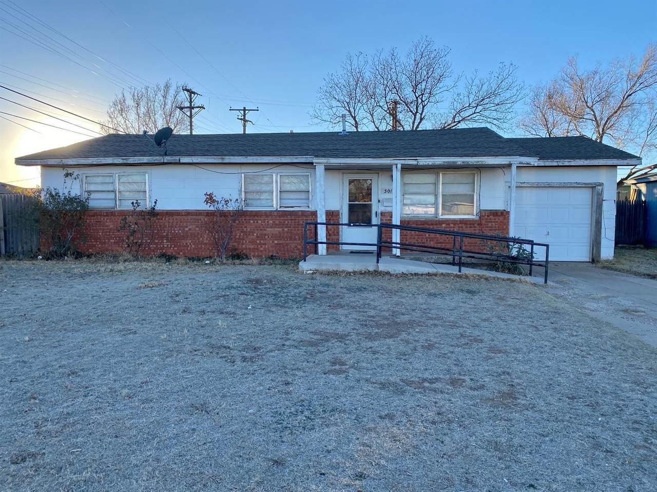 5016 Ave G - Photo 1