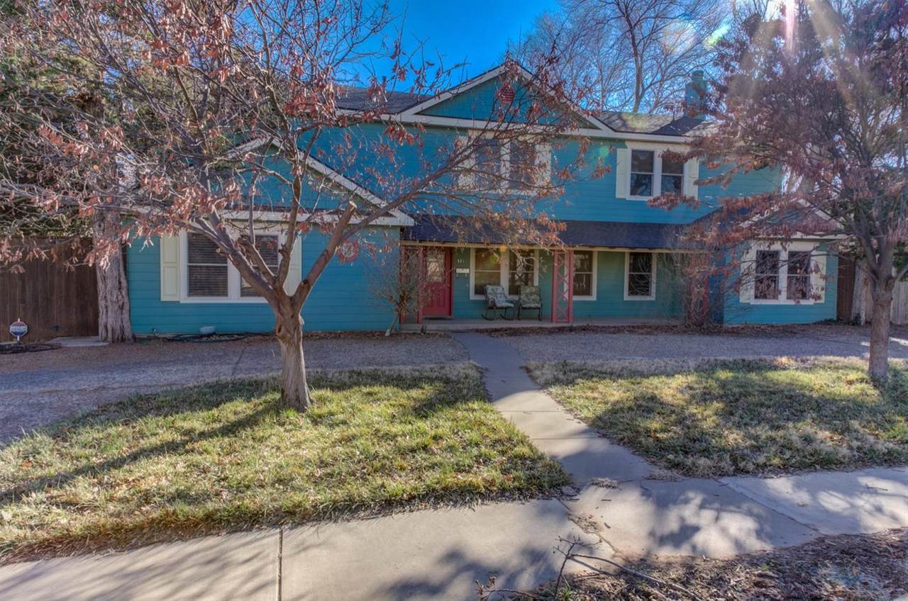 3217 21st Street - Photo 1