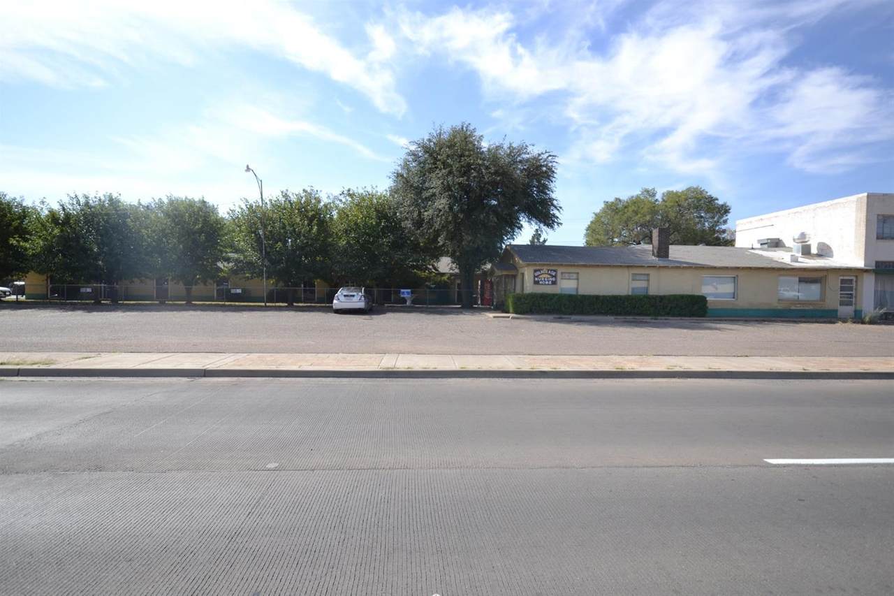 2613 34th Street - Photo 1