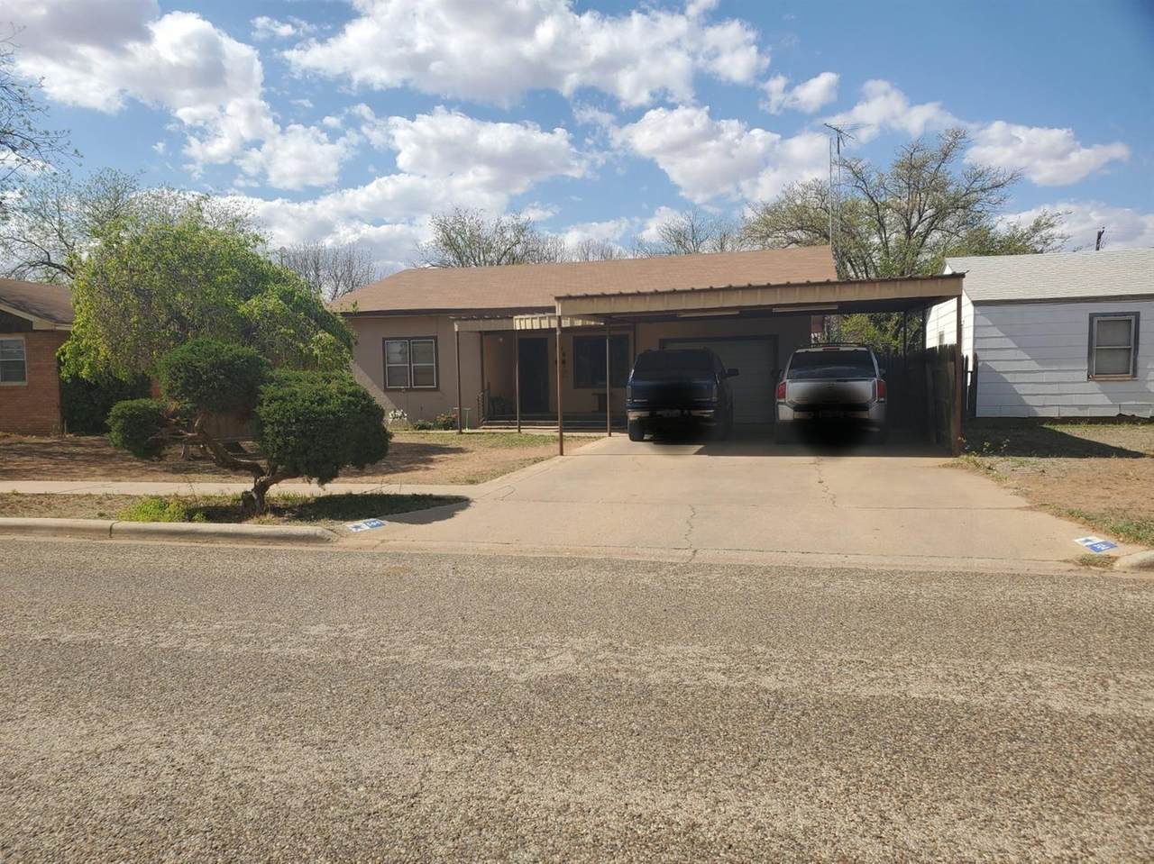 504 13th - Photo 1