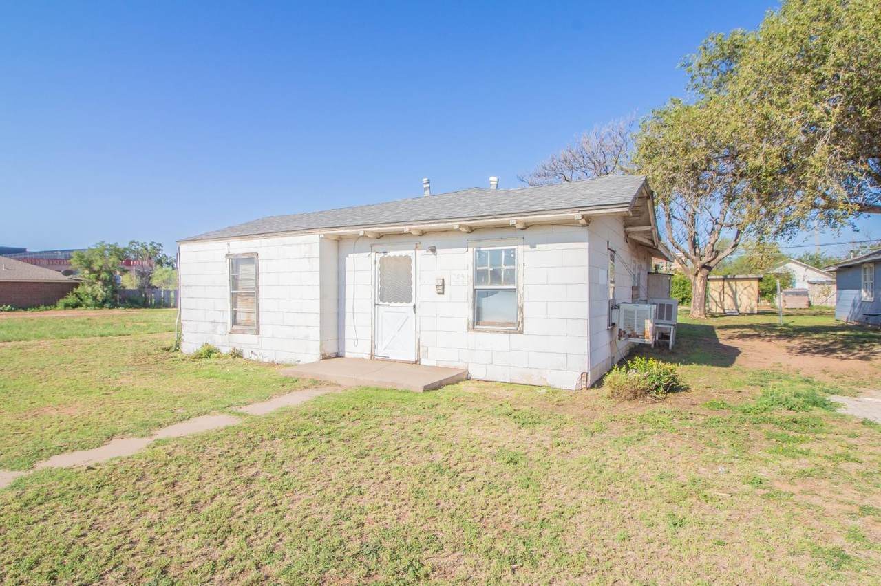 304 Ave U - Photo 1