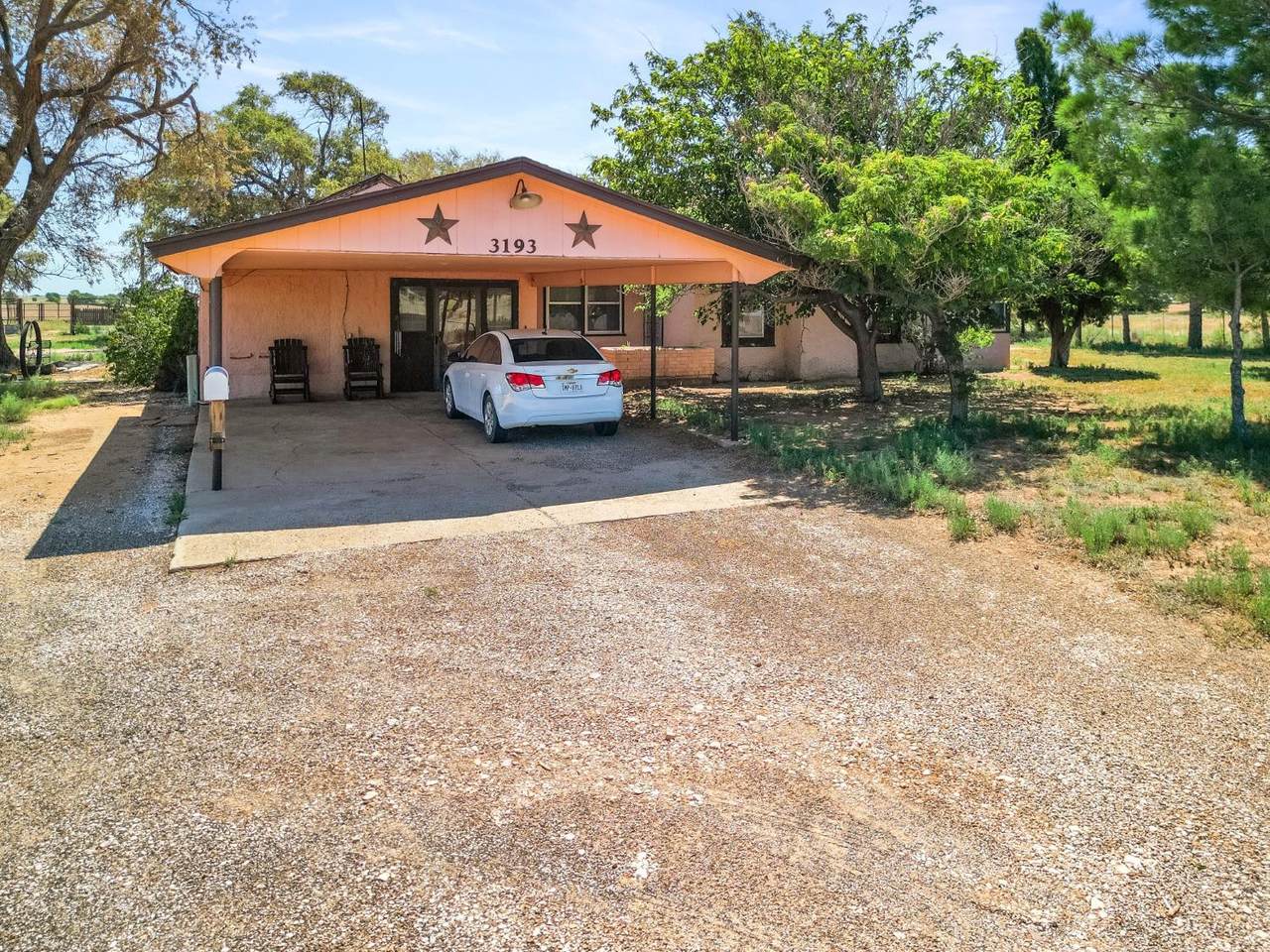 3193 Us Highway 385 - Photo 1