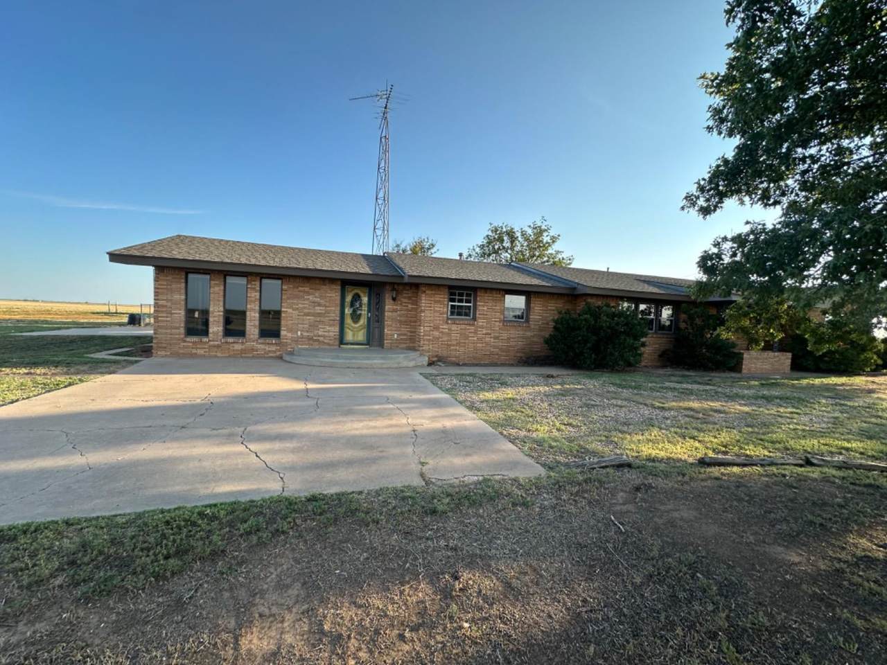 6440 Fm 145 - Photo 1