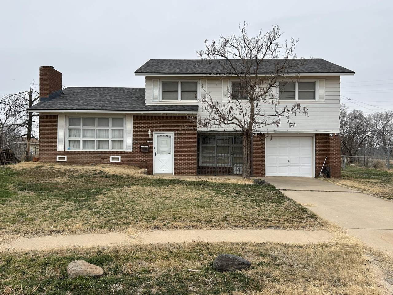 2802 Walnut Avenue - Photo 1