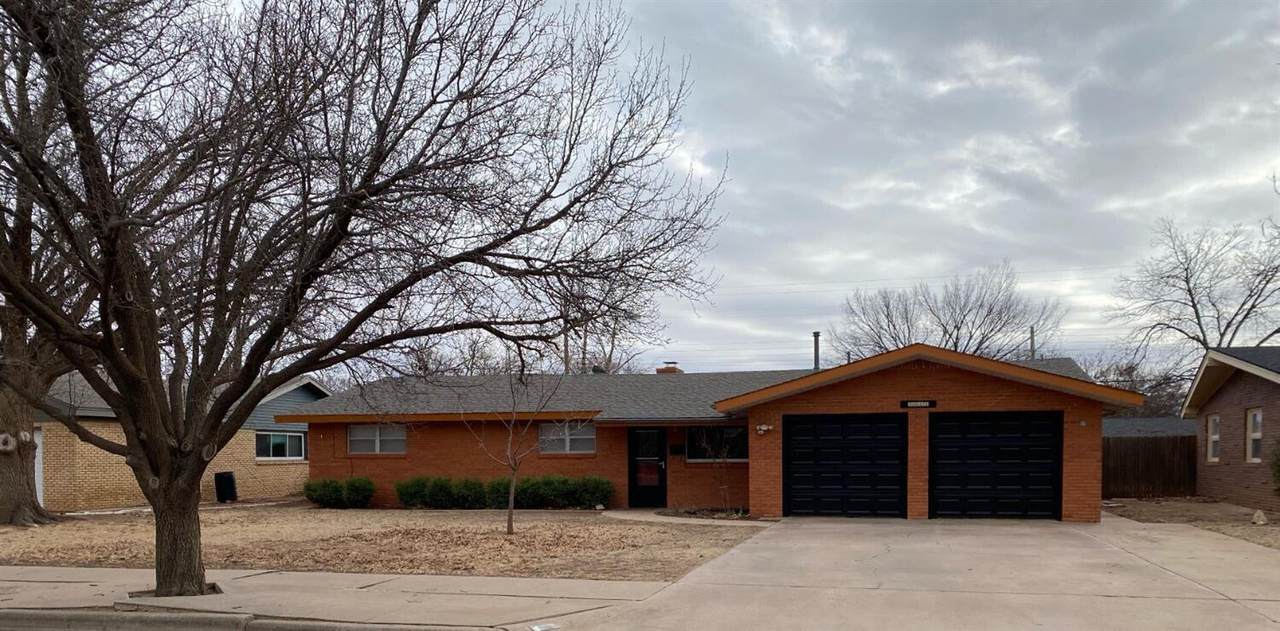 3011 55th Street - Photo 1