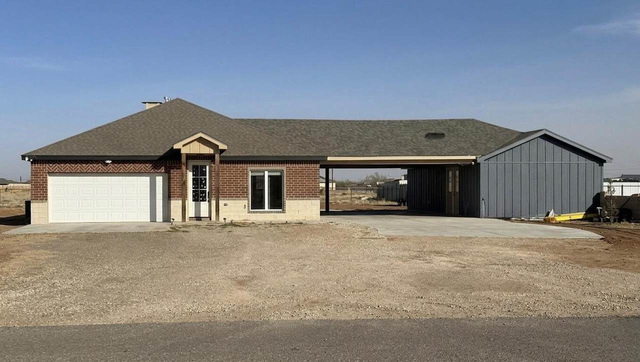 217 Redwood Avenue - Photo 1