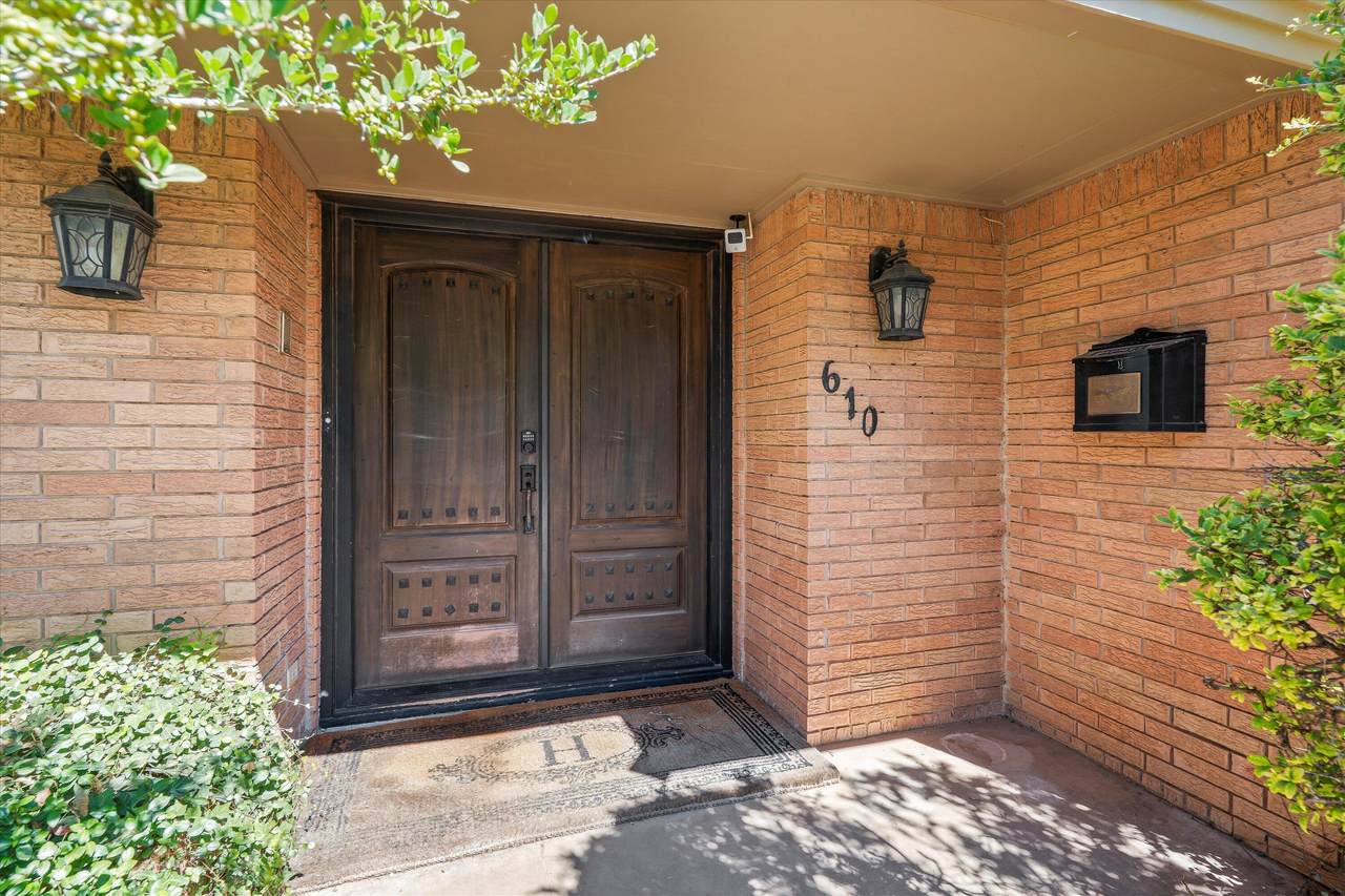 https://bt-photos.global.ssl.fastly.net/lubbock/1280_boomver_1_20250519151440638107000000-2.jpg