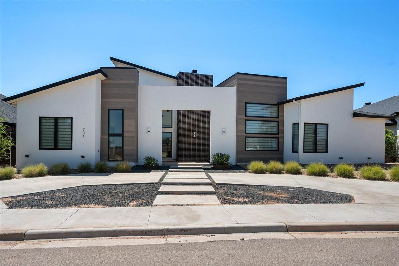 701 12th Street - Photo 1