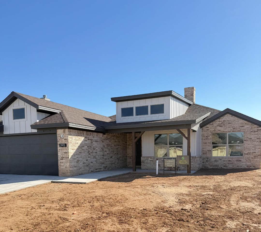 2915 135th Street - Photo 1