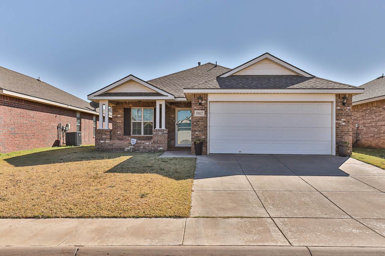 5507 108th Street - Photo 1
