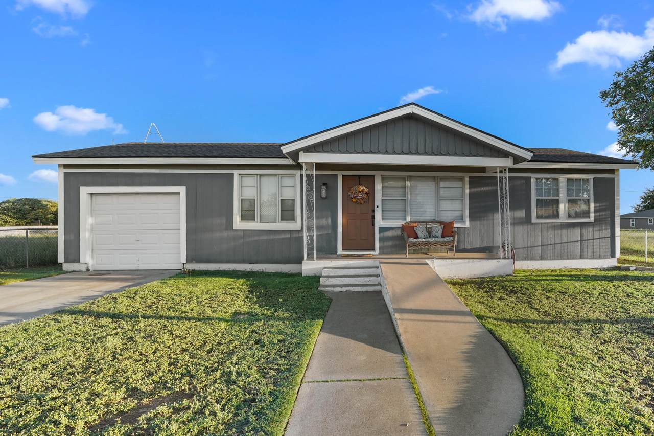 4217 63rd Street - Photo 1