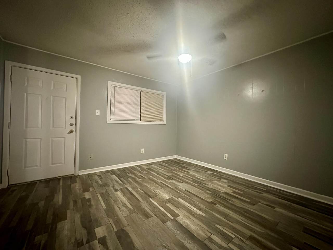 https://bt-photos.global.ssl.fastly.net/lubbock/1280_boomver_1_20251008165827342939000000-2.jpg