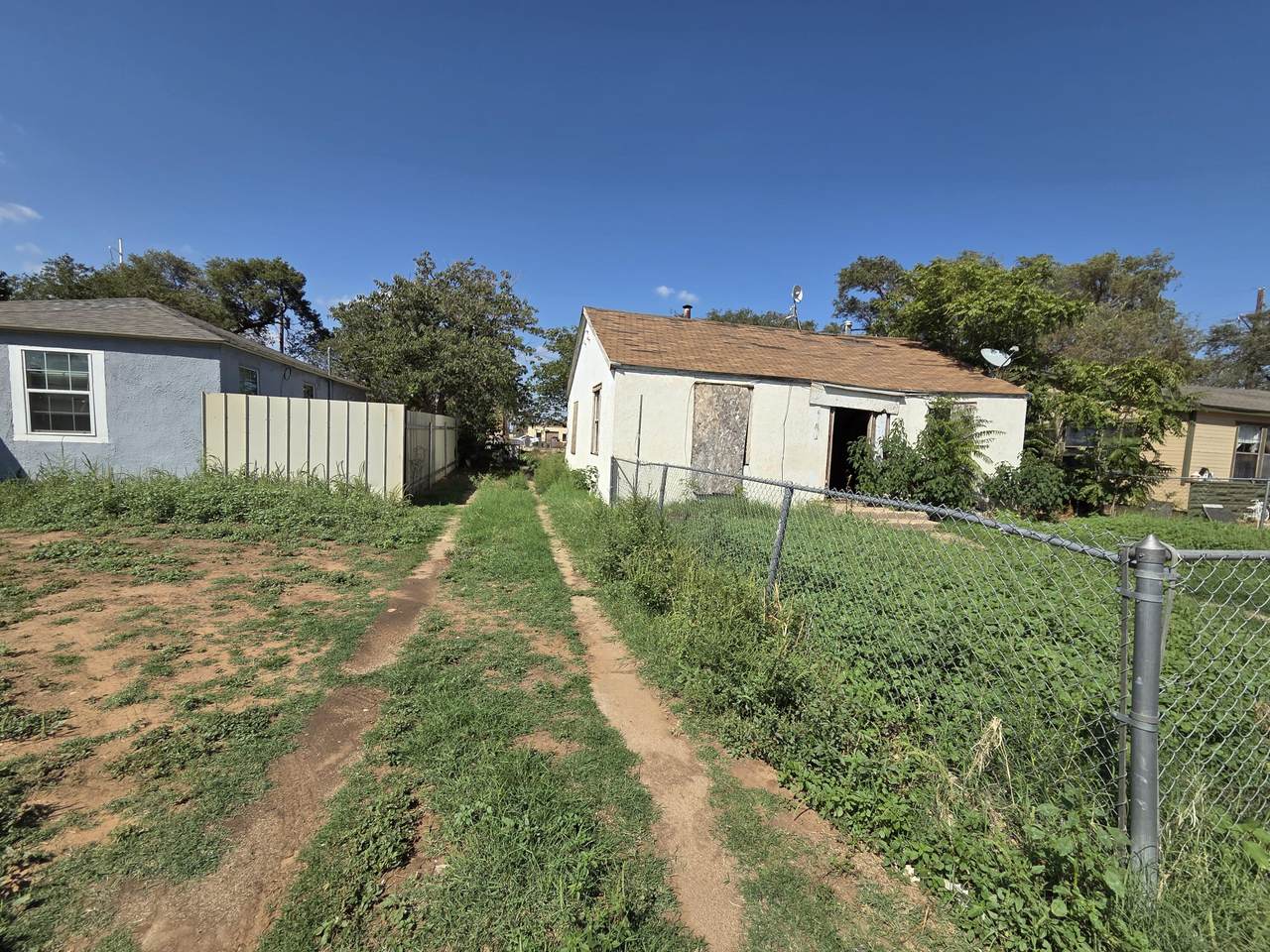 1106 35th Street - Photo 1