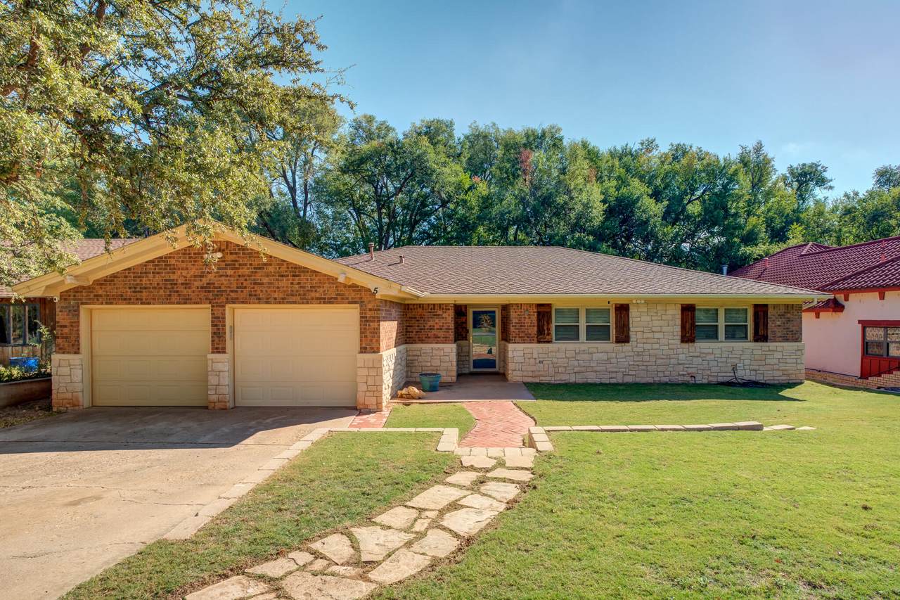 5 Brookhollow Drive - Photo 1