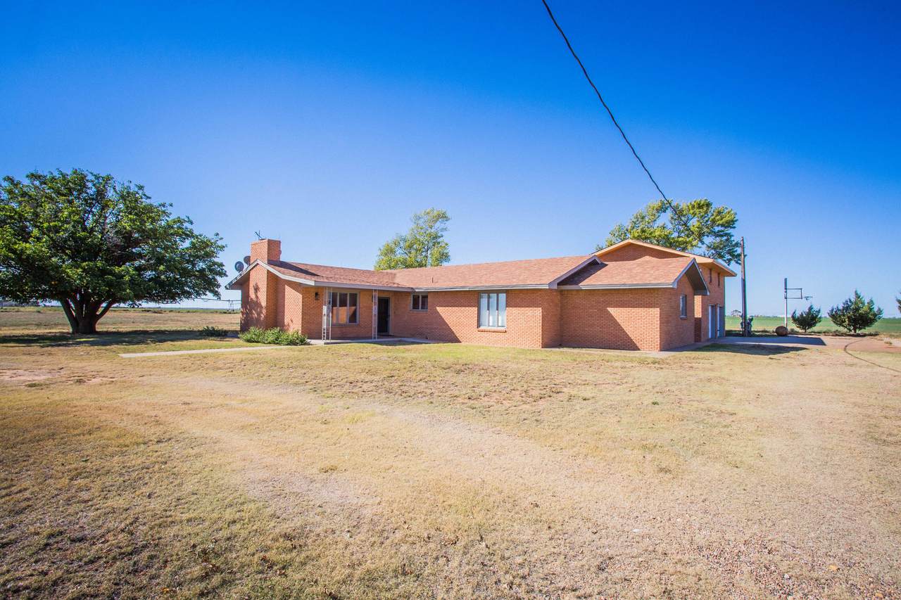910 Fm1842 - Photo 1