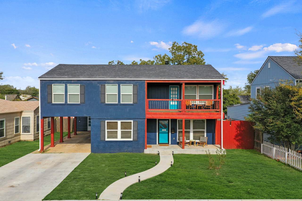 1904 28th Street - Photo 1