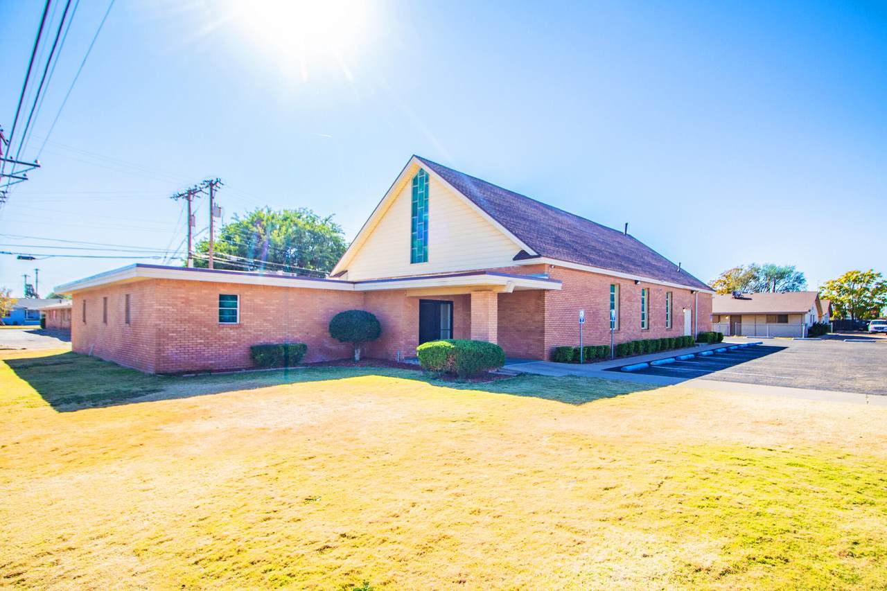 1601 44th Street - Photo 1
