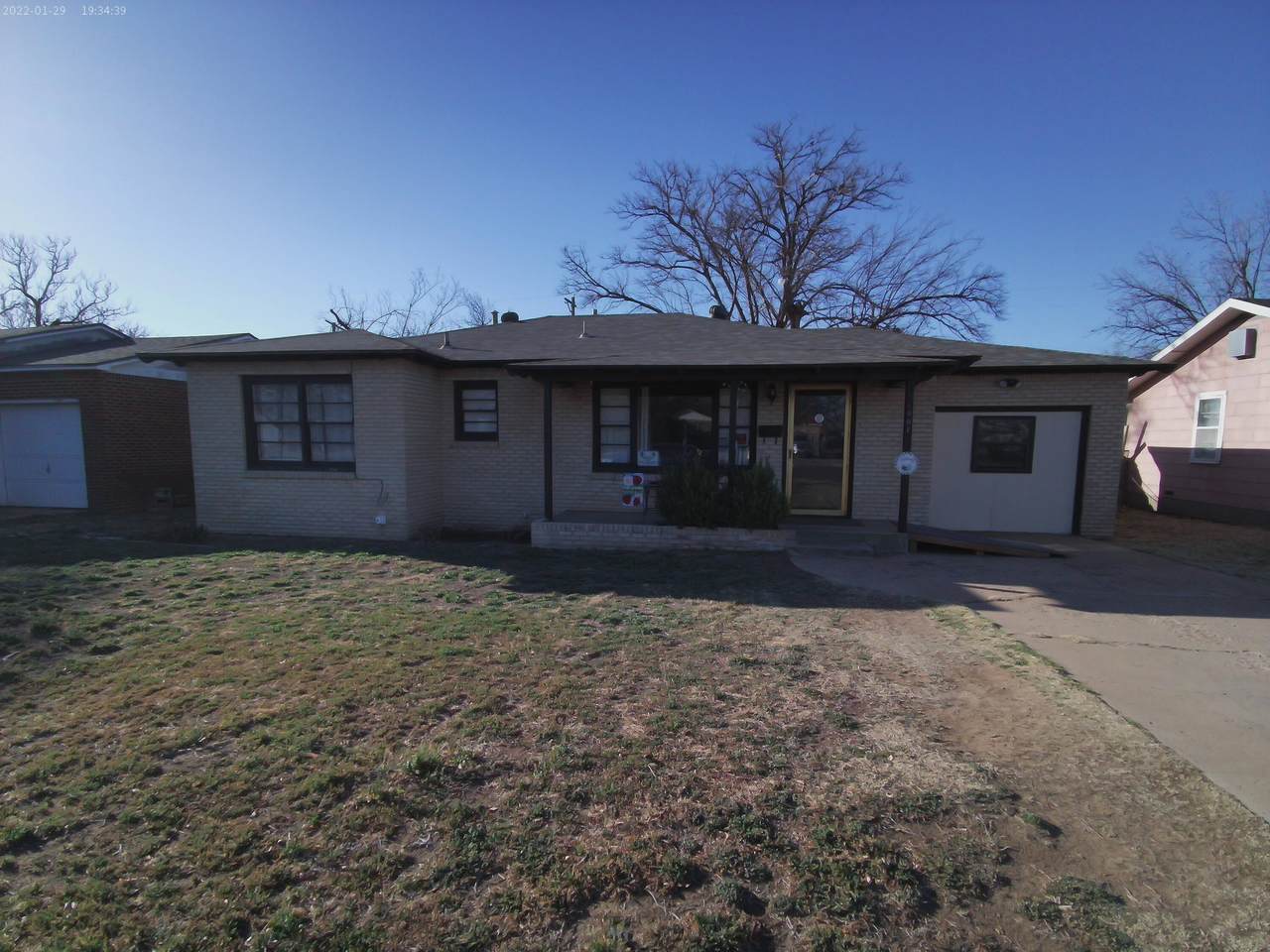 1907 38th Street - Photo 1