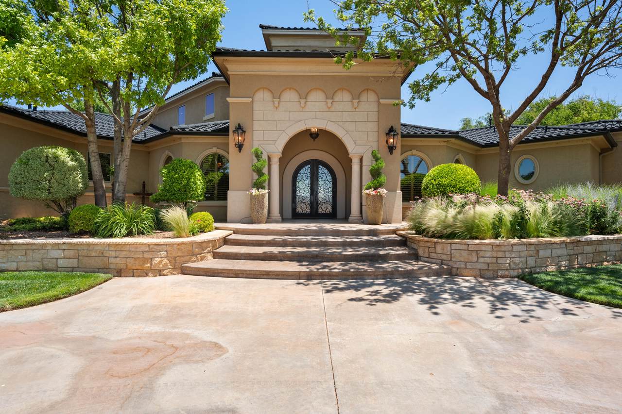 https://bt-photos.global.ssl.fastly.net/lubbock/1280_boomver_1_20251118221423316535000000-2.jpg