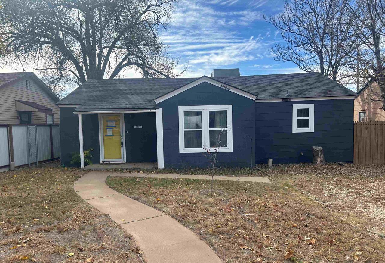 2221 39th Street - Photo 1