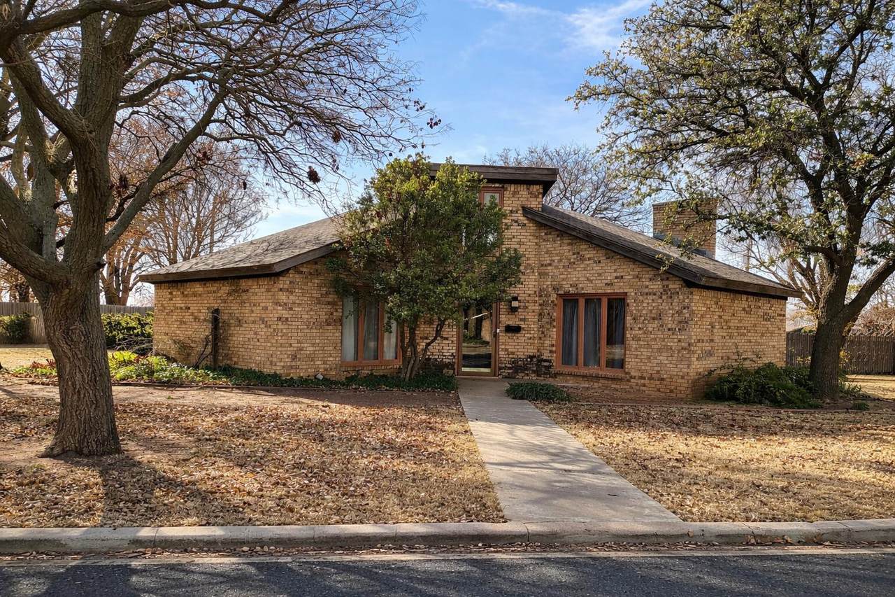 1423 Cherry Blossom Drive - Photo 1