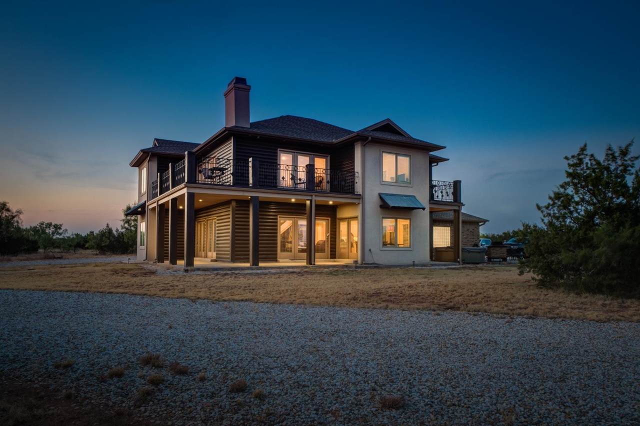 115 Sierra Vista Drive - Photo 1