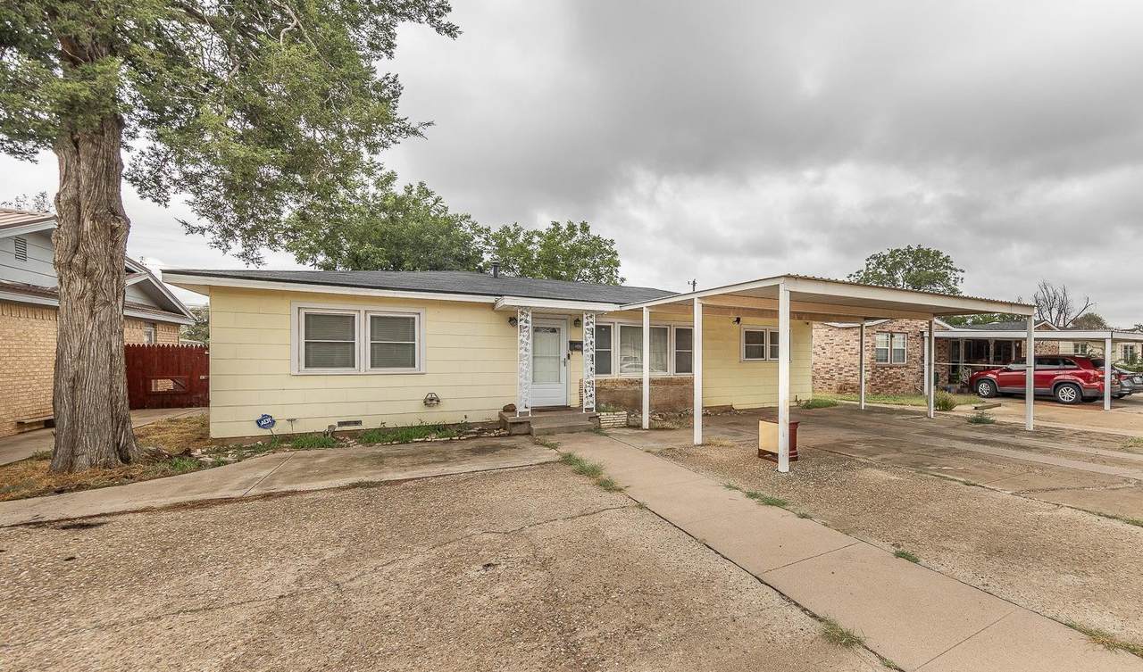 6118 Ave Q - Photo 1
