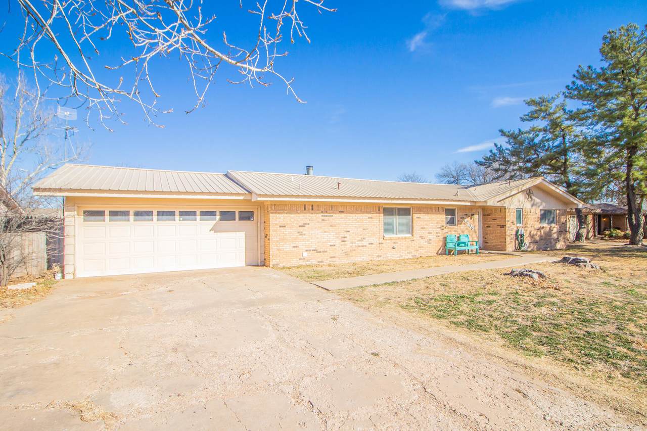 208 Van Buren Avenue - Photo 1