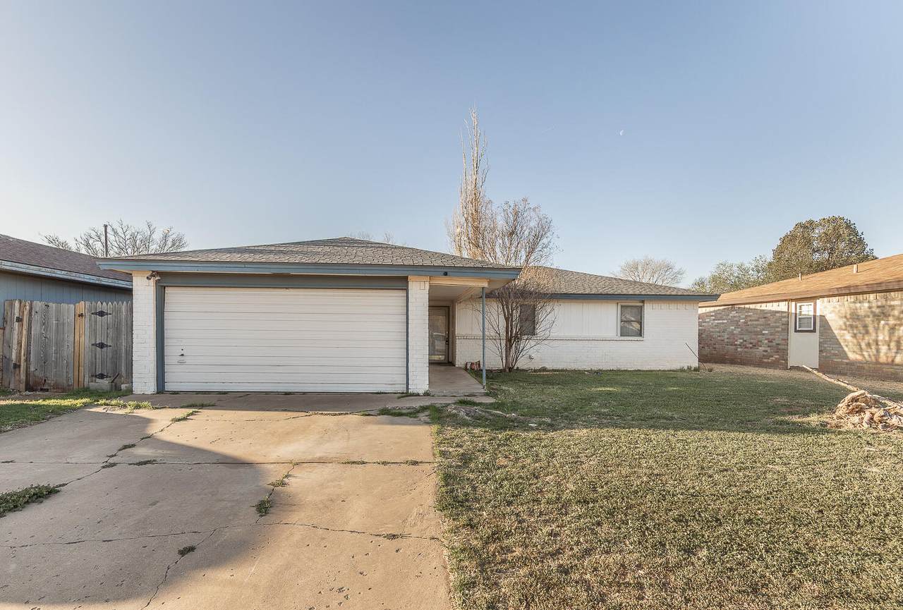 2307 77th Place - Photo 1