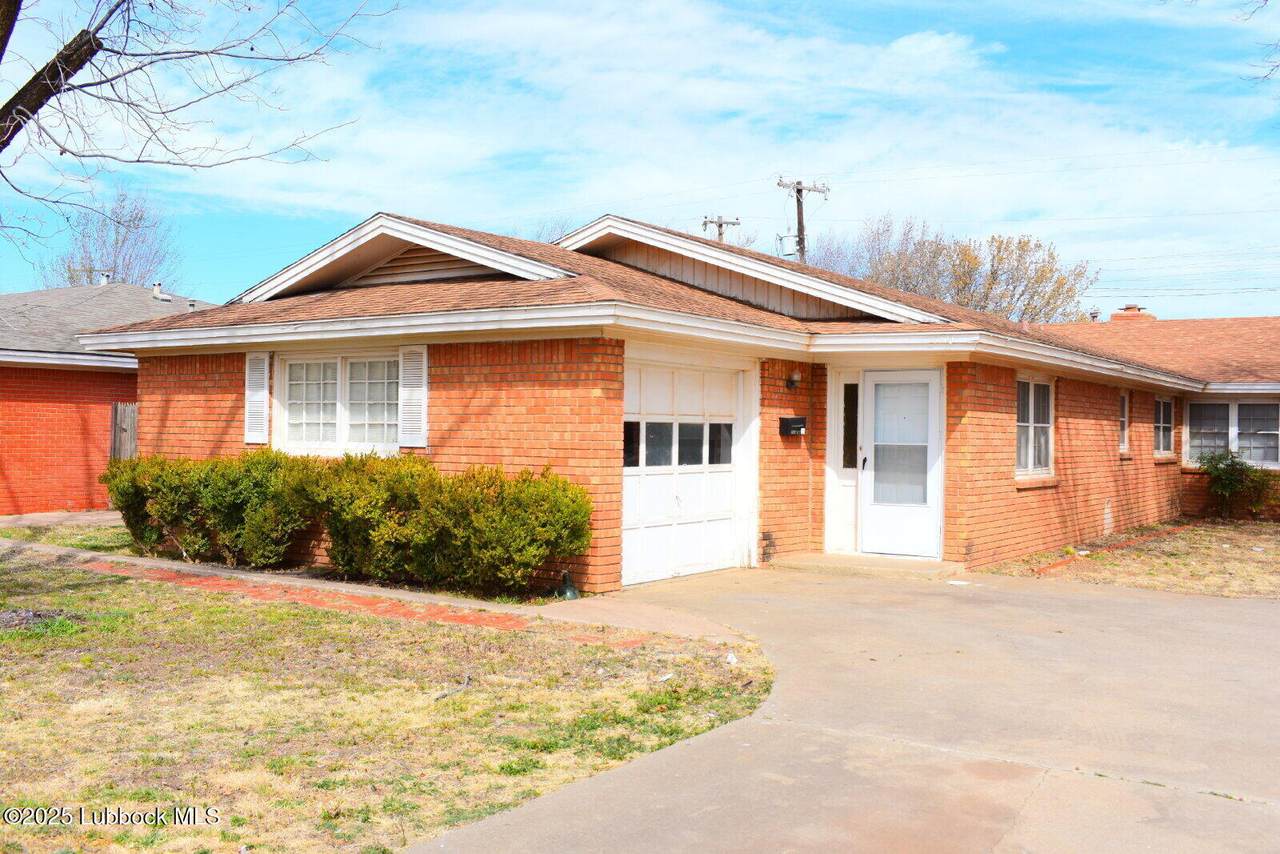 2010 54th Street - Photo 1