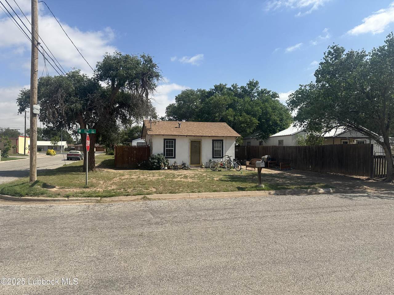 921 11th Street - Photo 1