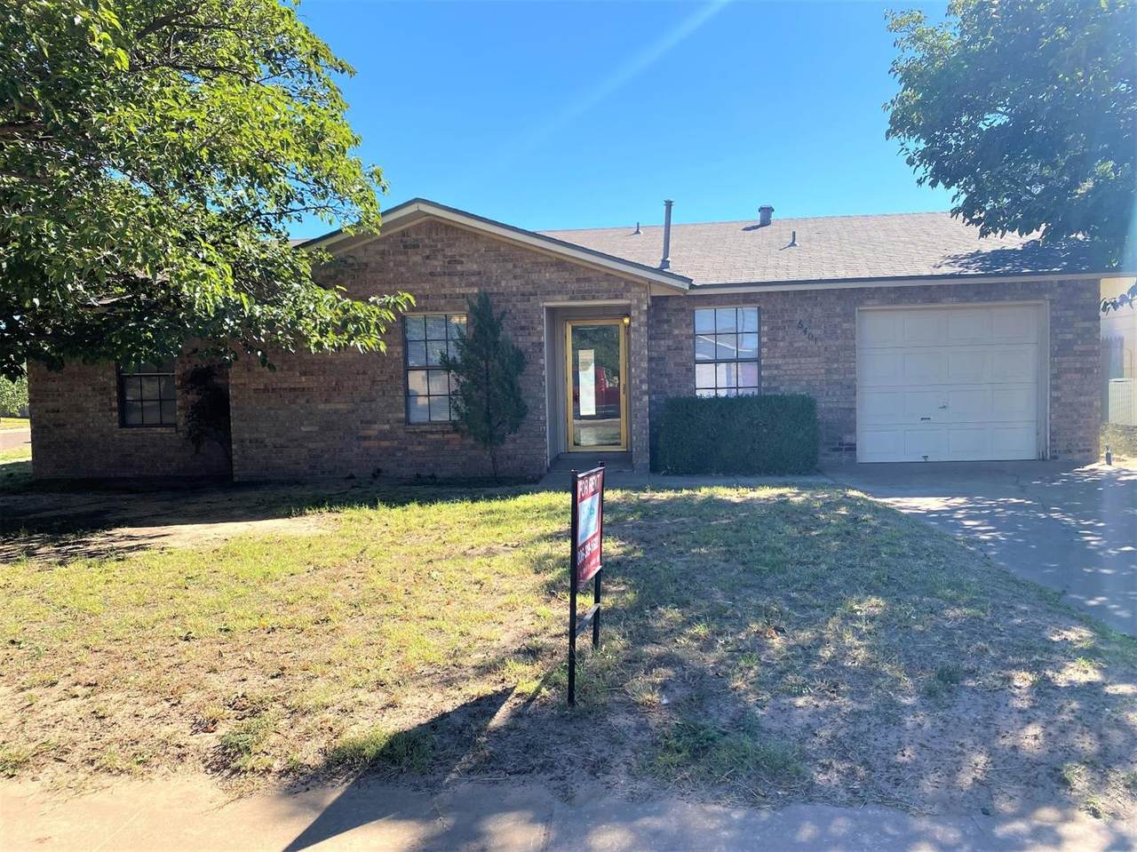 6401 35th Street - Photo 1