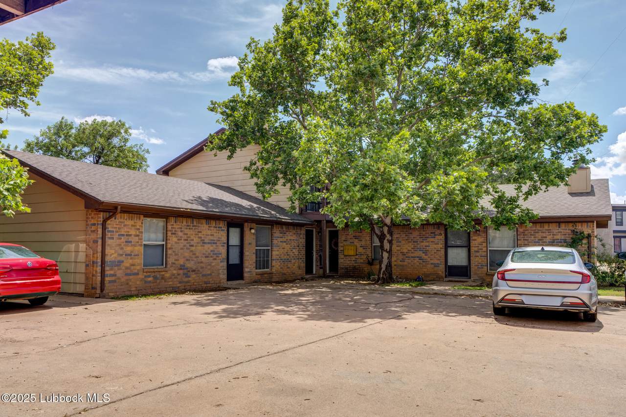 2305 76th Street - Photo 1
