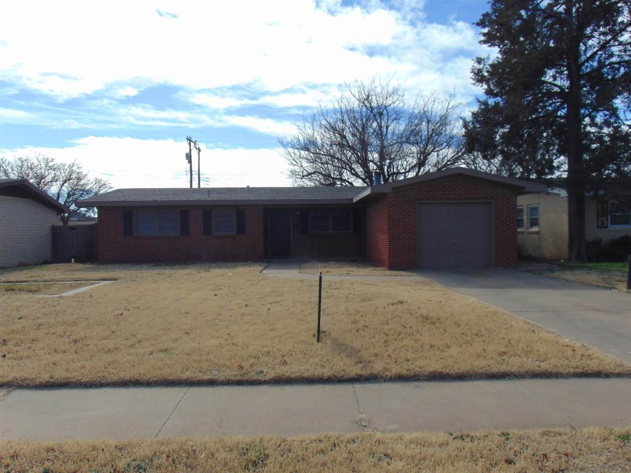 4807 44th Street - Photo 1