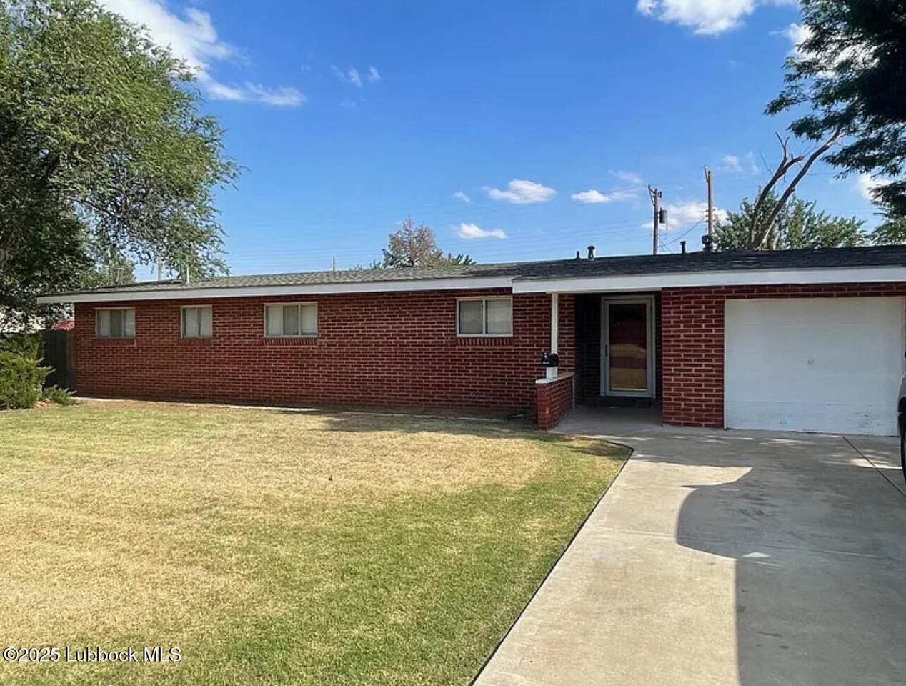 3015 38th Street - Photo 1