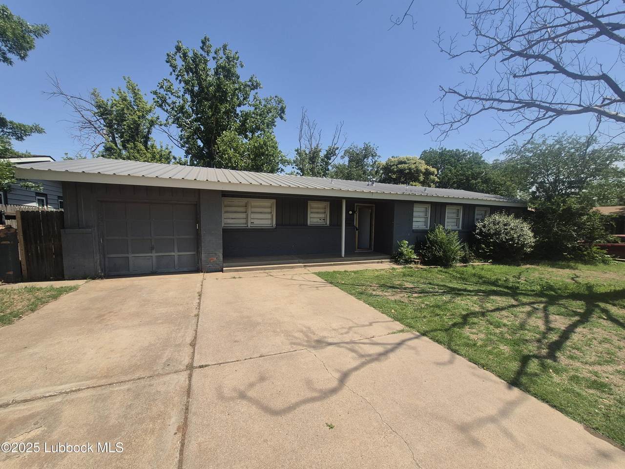 3114 40th Street - Photo 1