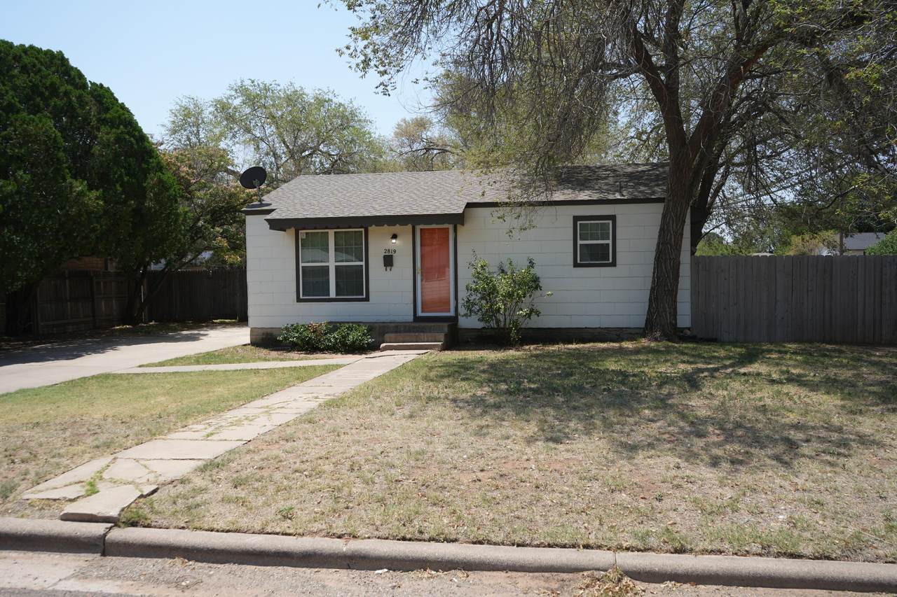 2819 38th Street - Photo 1