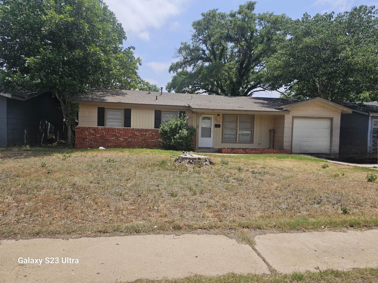 1909 45th Street - Photo 1