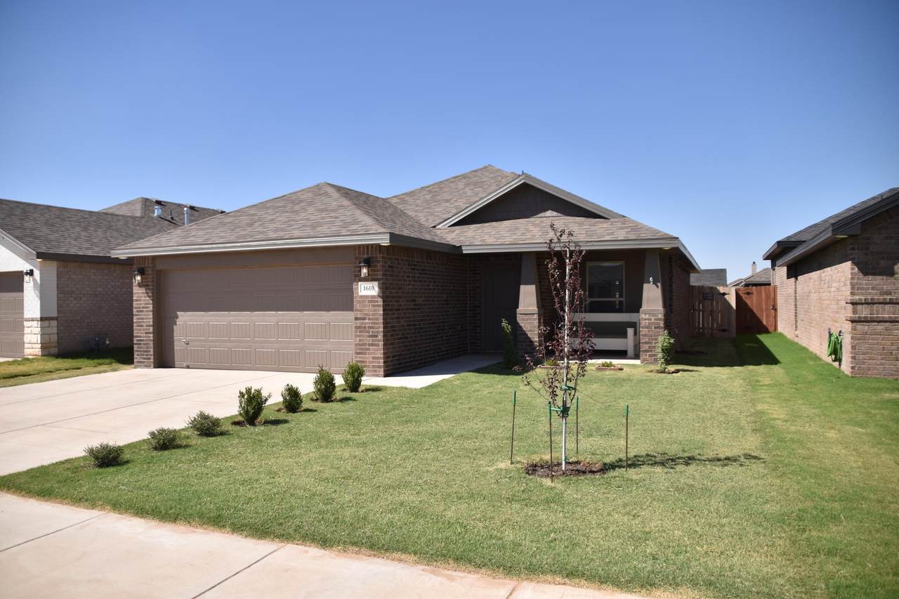 1610 137th Street - Photo 1