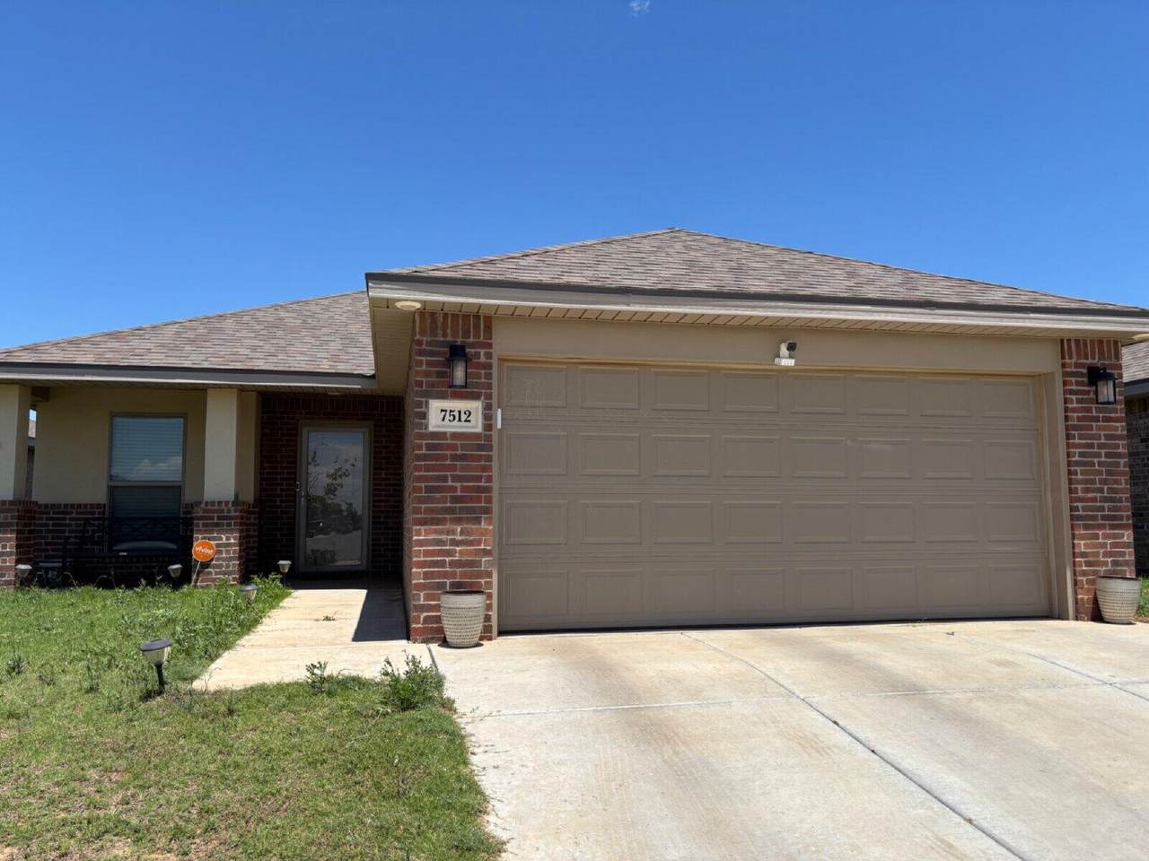 7512 32nd Street - Photo 1