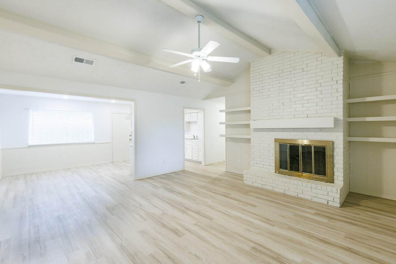 4407 75th Drive - Photo 1