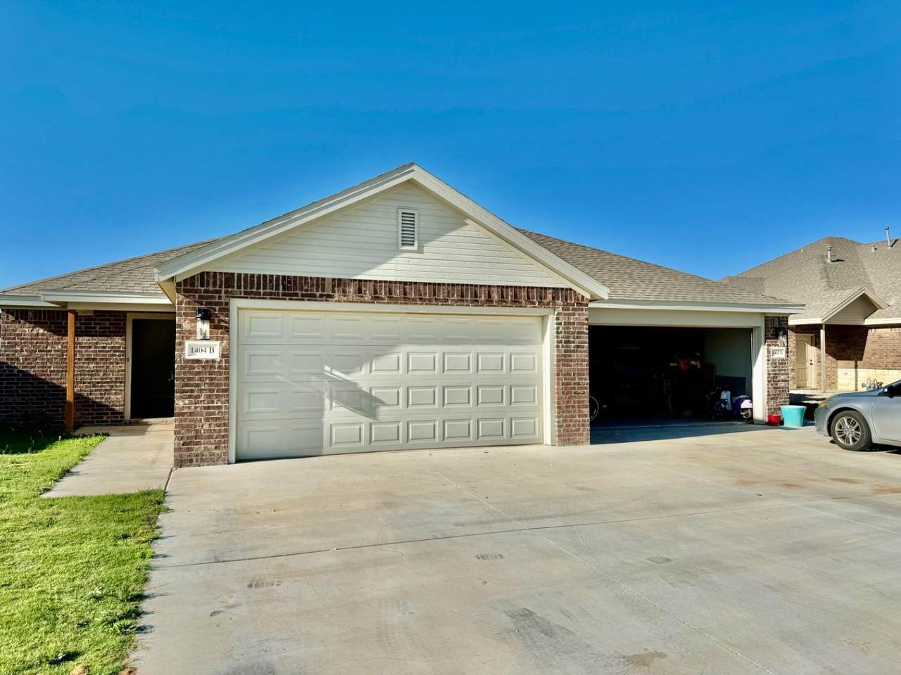 1404 15th Street - Photo 1