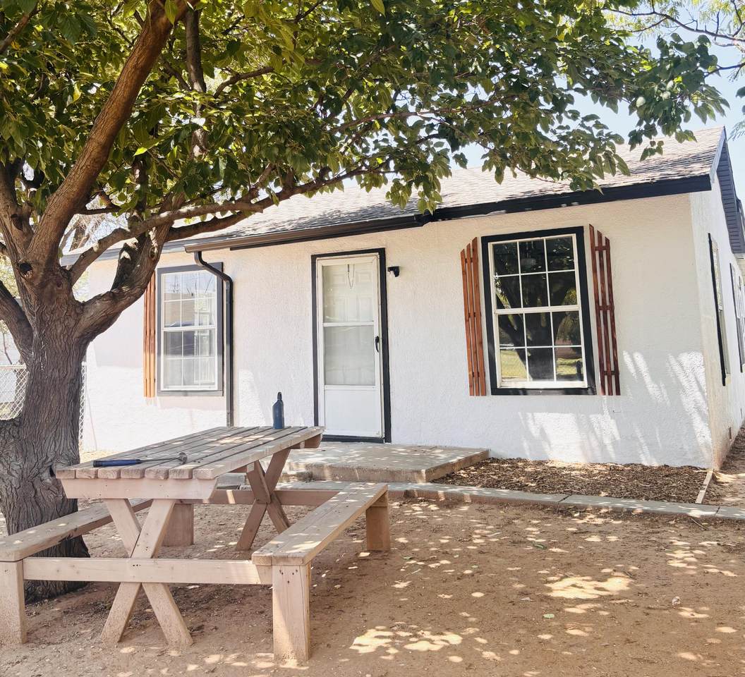 1108 41st Street - Photo 1