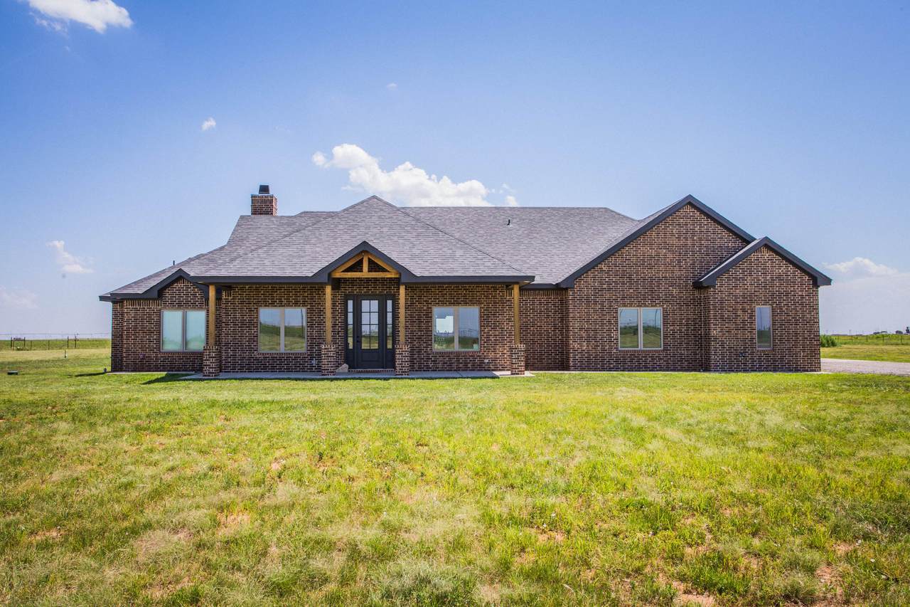 1531 F M 2060 - Photo 1