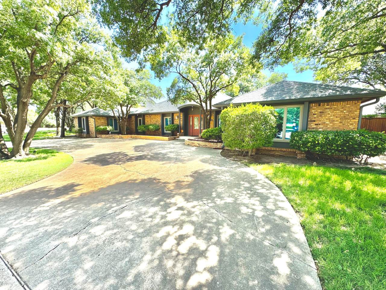 9306 Utica Drive - Photo 1
